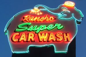 palm springs hot spots elephant carwash