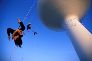 Bandaloop suspension dance