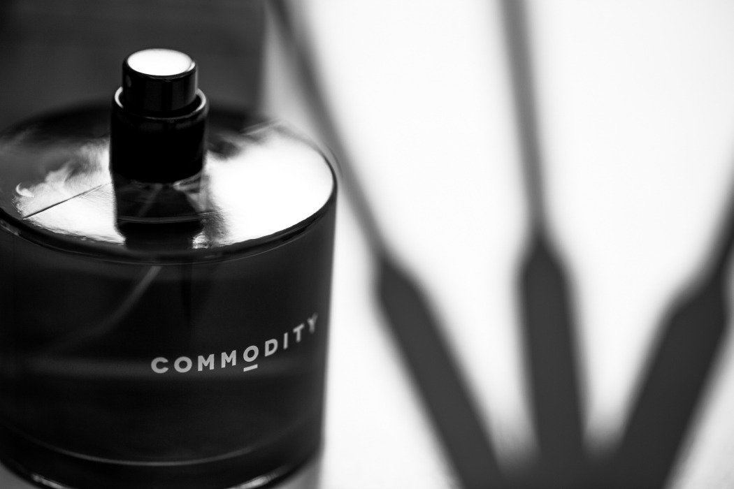 commodity-fragrances-black